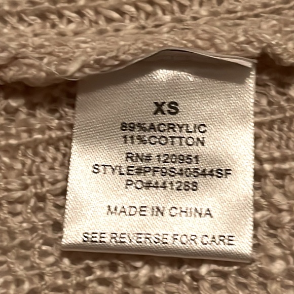 NWT PINQUE Andrina Two Pocket Textured Beige Cardigan Size XS - Picture 9 of 12